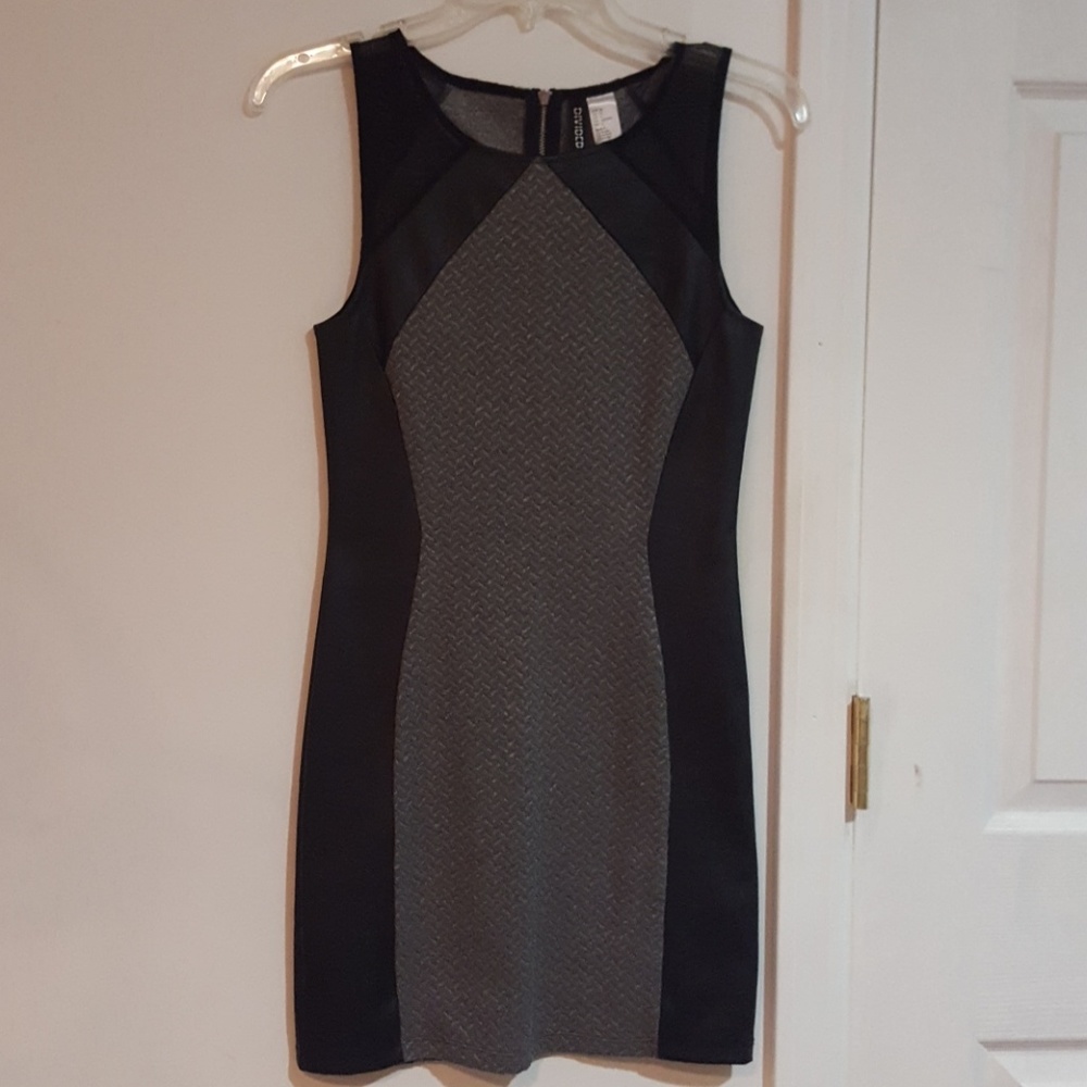 DIVIDED by H&M Black Mini with Mesh shoulder straps